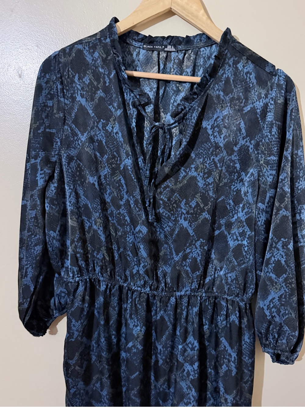 Black Tape_ Navy Snake-Print Midi Dress - Picture 3 of 10